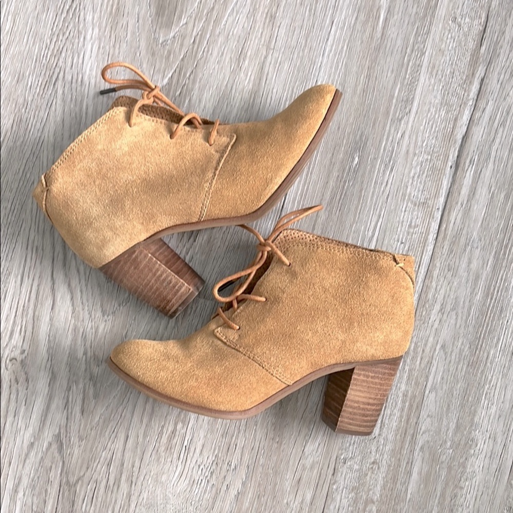 Toms Tan Ankle Booties with Chunky Heel